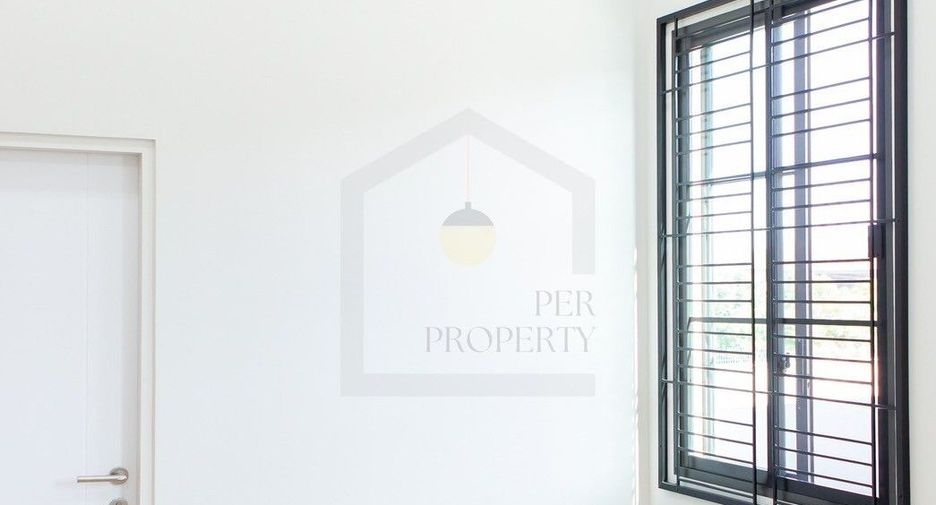 For sale 3 bedrooms townhouse in Bang Phli, Samut Prakan