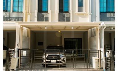 For sale 3 bedrooms townhouse in Bang Phli, Samut Prakan
