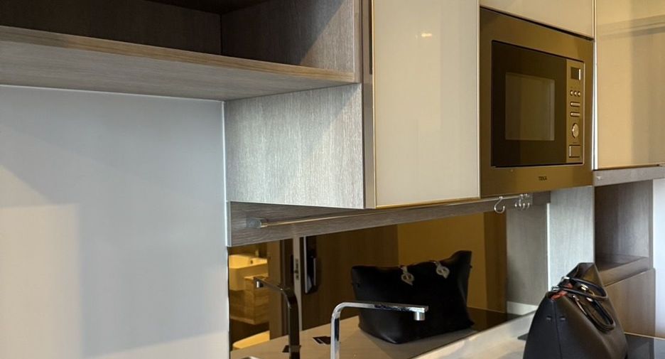 For sale 1 bed condo in Ratchathewi, Bangkok