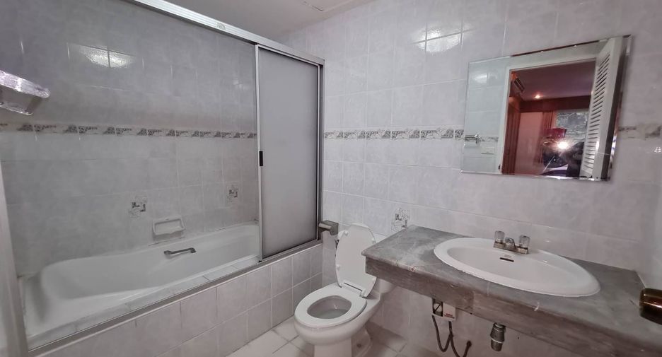 Casa en alquiler de 3 habitaciones en Ban Chang, Rayong