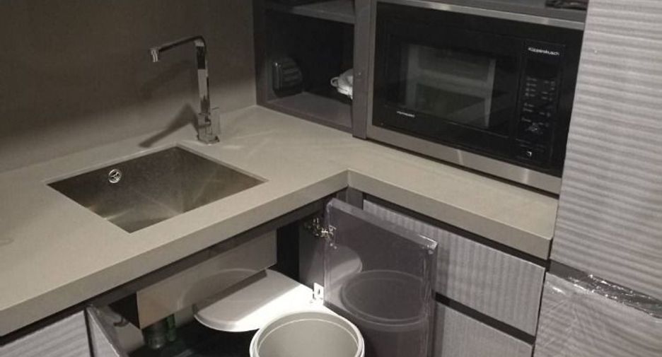 For sale 1 bed condo in Sathon, Bangkok
