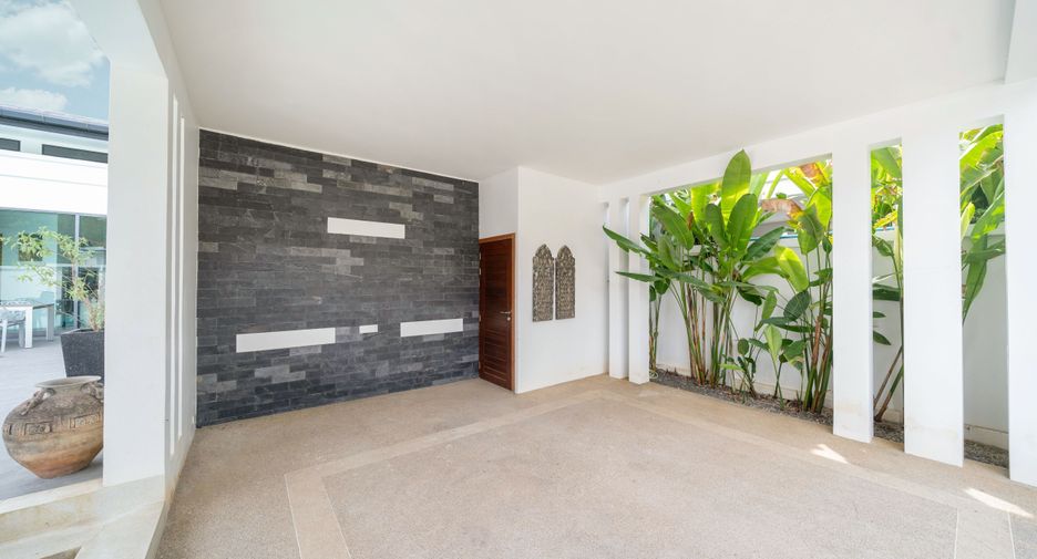 For sale 2 bedrooms villa in Mueang Phuket, Phuket
