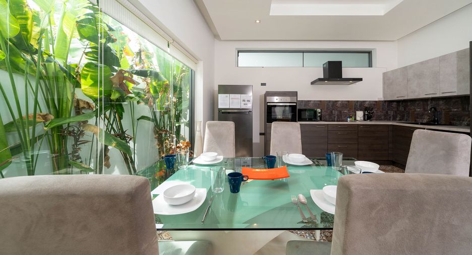 For sale 2 bedrooms villa in Mueang Phuket, Phuket