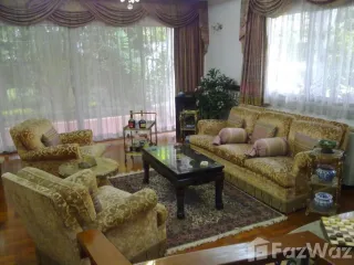 For sale 5 bedrooms house in Phaya Thai, Bangkok