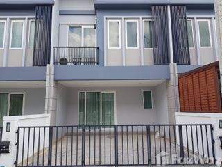 Reihenhaus zur Miete mit 4 Zimmer in Bang Yai, Nonthaburi
