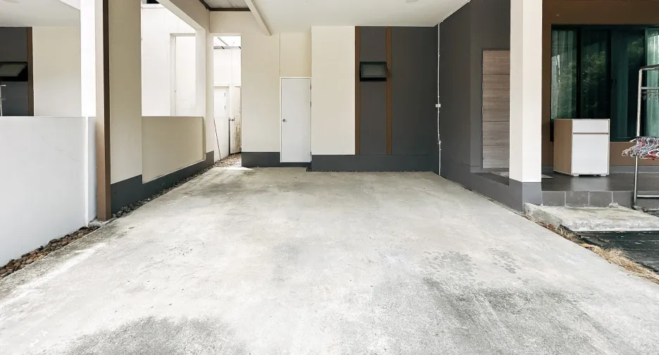 Haus zum Kauf mit 4 Zimmer in Mueang Nonthaburi, Nonthaburi
