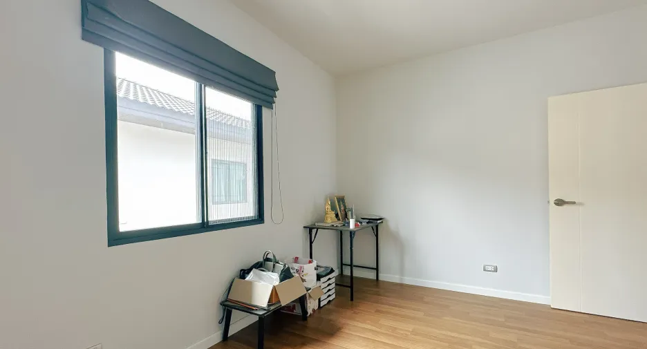 Haus zum Kauf mit 4 Zimmer in Mueang Nonthaburi, Nonthaburi