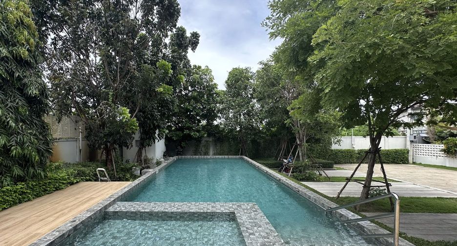Haus zum Kauf mit 4 Zimmer in Mueang Nonthaburi, Nonthaburi