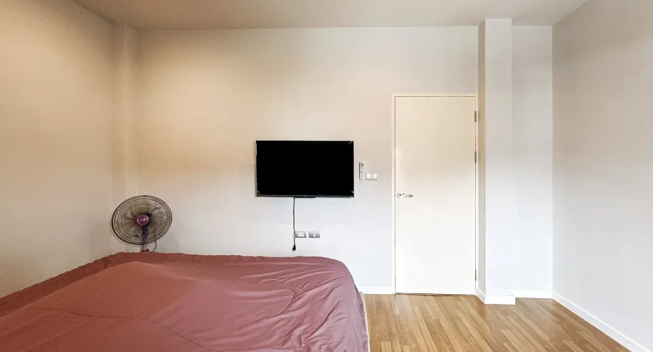 Haus zum Kauf mit 4 Zimmer in Mueang Nonthaburi, Nonthaburi