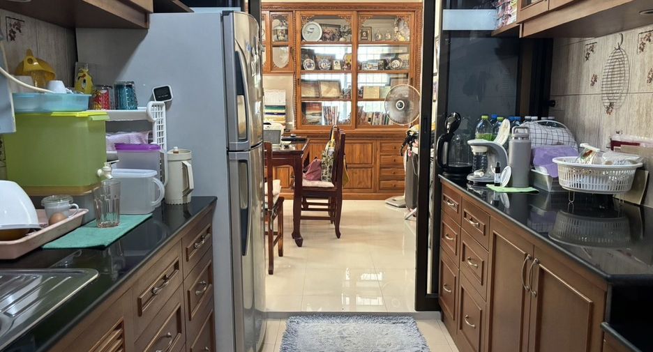 Продажа 3 спальни дом в Банг Ламунг, Чонбури
