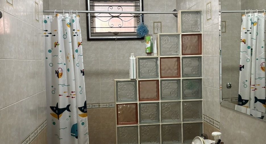 Продажа 3 спальни дом в Банг Ламунг, Чонбури