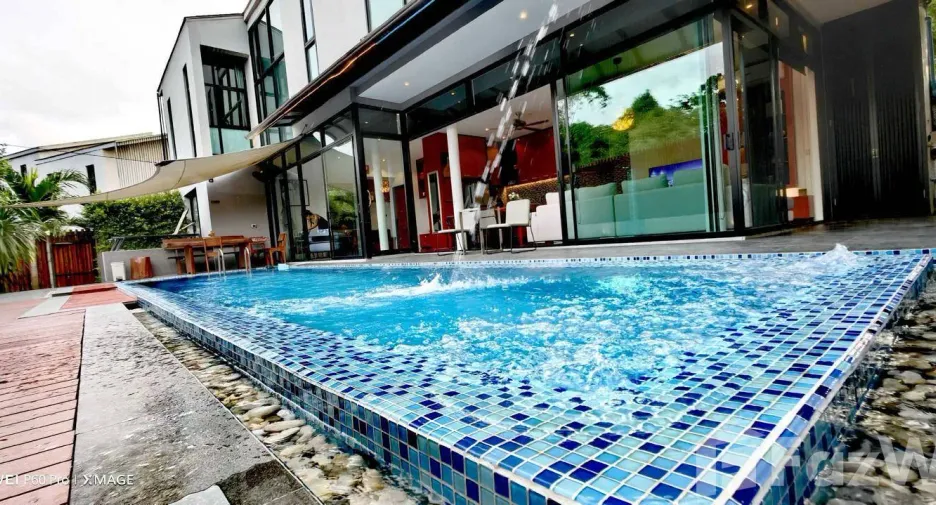 For rent 3 bedrooms villa in Thalang, Phuket