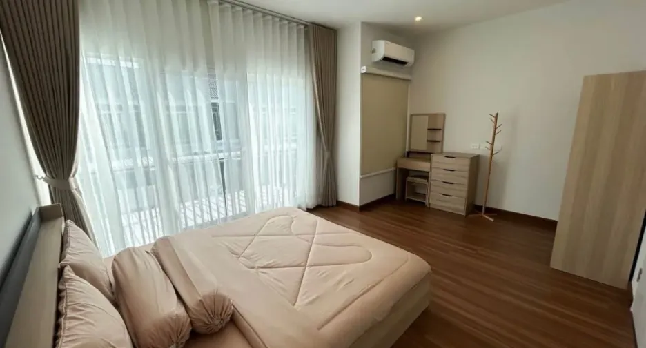 Reihenhaus zur Miete mit 3 Zimmer in Mueang Phuket, Phuket