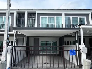 For Rent 3 Bedroom Townhouse In Mueang Phuket
