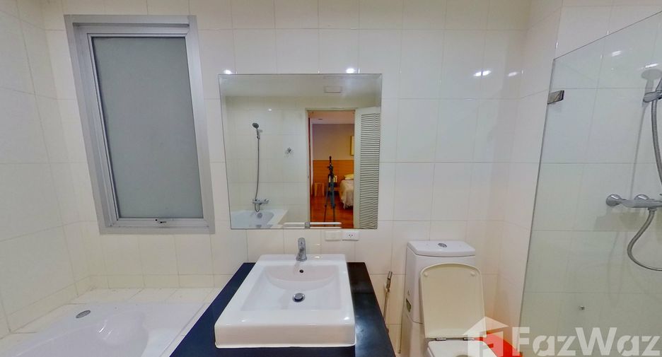 Condo en venta de 3 habitaciones en Watthana, Bangkok
