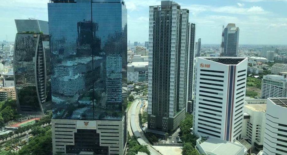 Condo en alquiler y en venta de 2 habitaciones en Huai Khwang, Bangkok