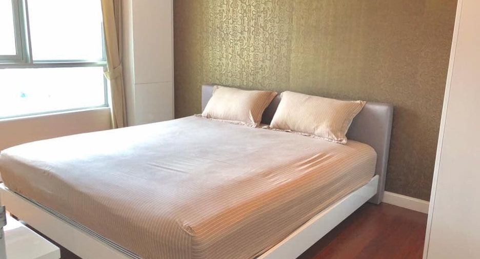 Condo en alquiler y en venta de 2 habitaciones en Huai Khwang, Bangkok