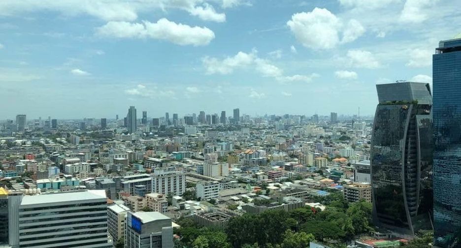 Condo en alquiler y en venta de 2 habitaciones en Huai Khwang, Bangkok