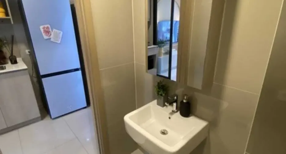 For sale studio condo in Khlong San, Bangkok