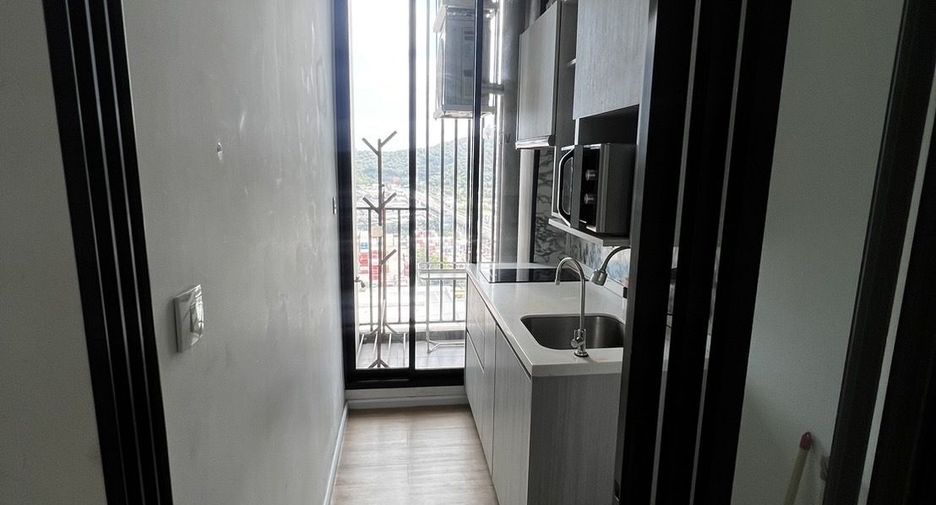 For sale studio condo in Si Racha, Chonburi