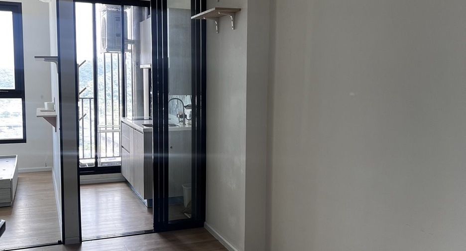 For sale studio condo in Si Racha, Chonburi