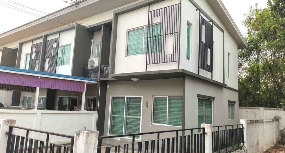 À louer 2 chambres maison de ville à Nong Khae, Saraburi
