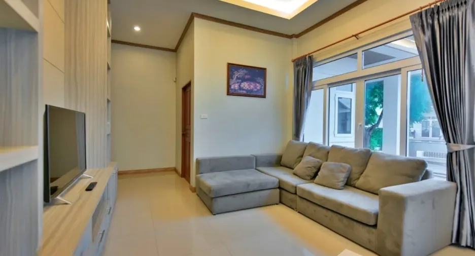 For rent 3 bedrooms villa in Bang Lamung, Chonburi