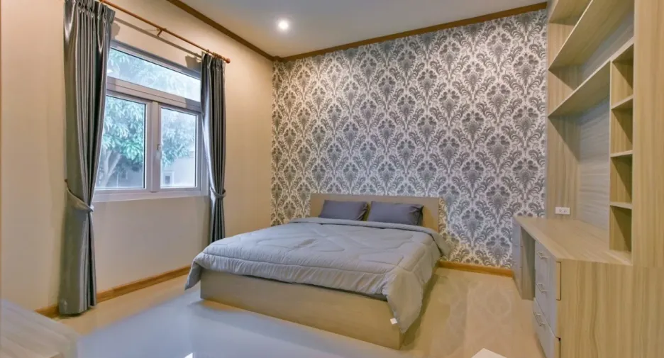 For rent 3 bedrooms villa in Bang Lamung, Chonburi