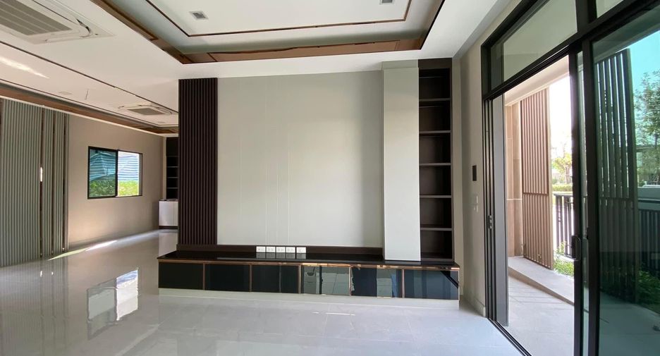 For sale 4 bedrooms house in Pak Kret, Nonthaburi