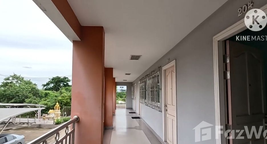 For sale 60 bedrooms hotel in Nakhon Chai Si, Nakhon Pathom