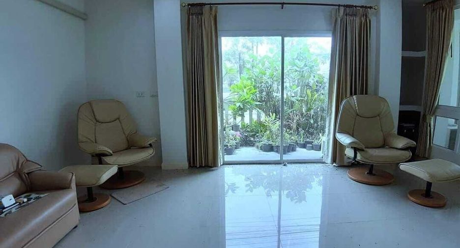 For sale 4 bedrooms house in Bang Bo, Samut Prakan