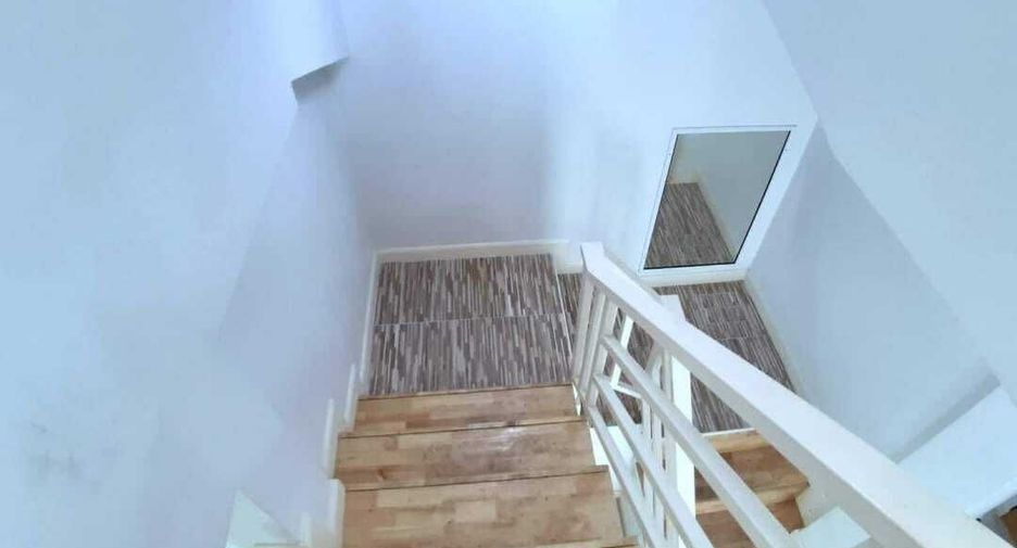 For sale 4 bedrooms house in Bang Bo, Samut Prakan