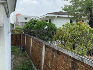 出售 4 卧室 联排别墅 在 Wang Thong Lang, 曼谷