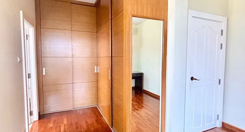 À vendre 4 chambres maison à Bang Lamung, Chonburi