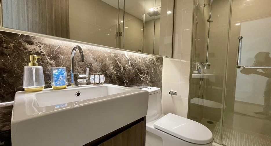 For sale 2 bedrooms condo in Watthana, Bangkok