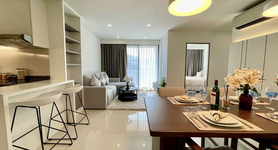 For sale 2 bedrooms condo in Watthana, Bangkok