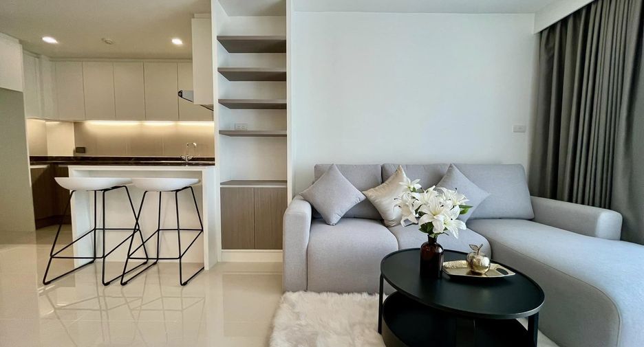For sale 2 bedrooms condo in Watthana, Bangkok