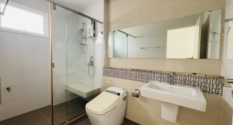 À vendre 4 chambres maison à Mueang Phuket, Phuket