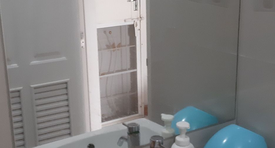 For sale 2 bedrooms townhouse in Bang Khen, Bangkok