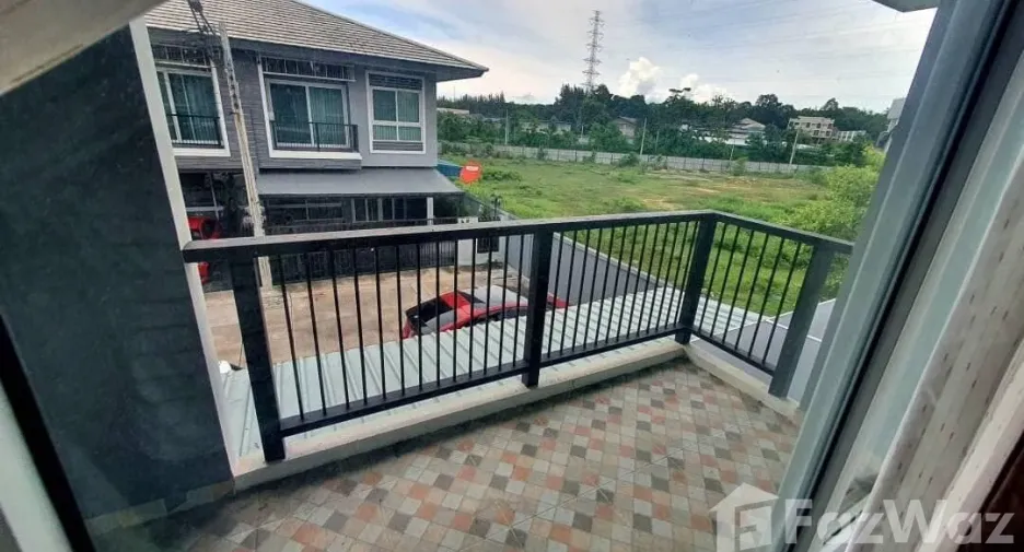 For sale 3 bedrooms house in Si Racha, Chonburi
