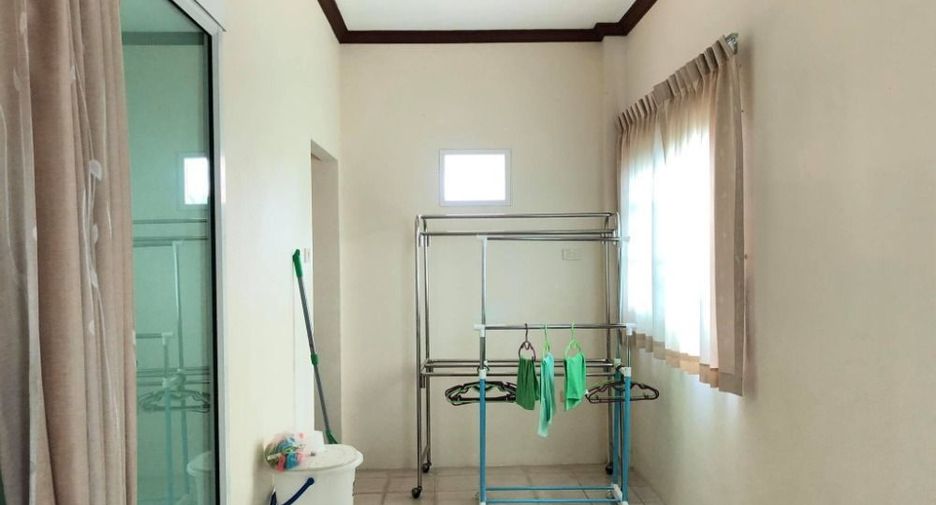 For rent 5 bedrooms house in Huay Yai, Pattaya