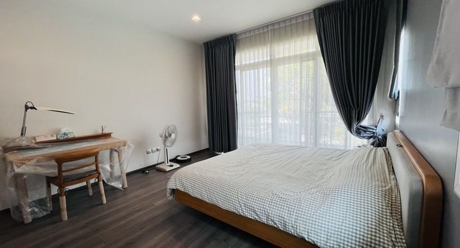 For sale 4 bedrooms house in Bang Bon, Bangkok