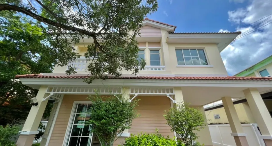For rent 3 bedrooms house in Mueang Phuket, Phuket