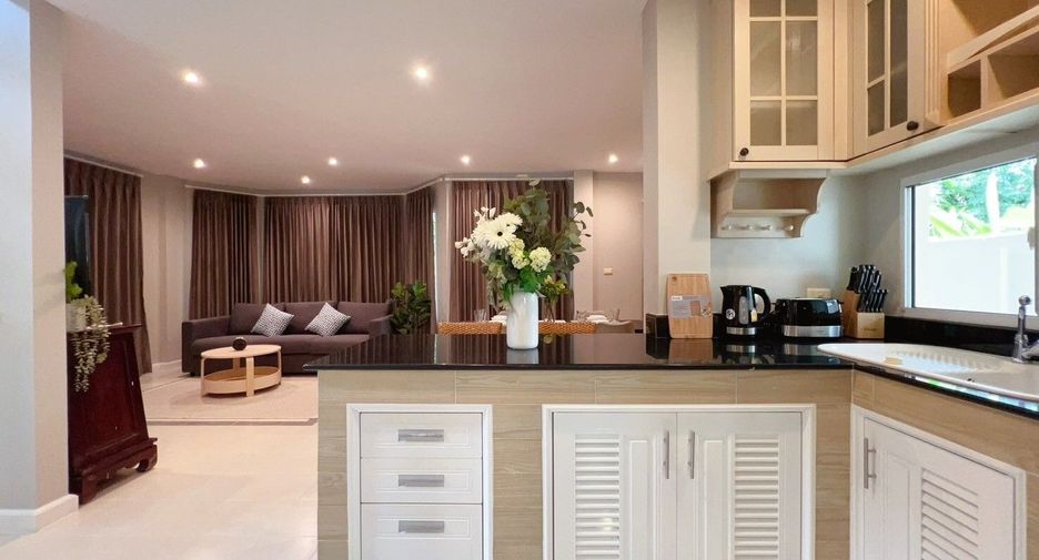 For rent 3 bedrooms house in Mueang Phuket, Phuket