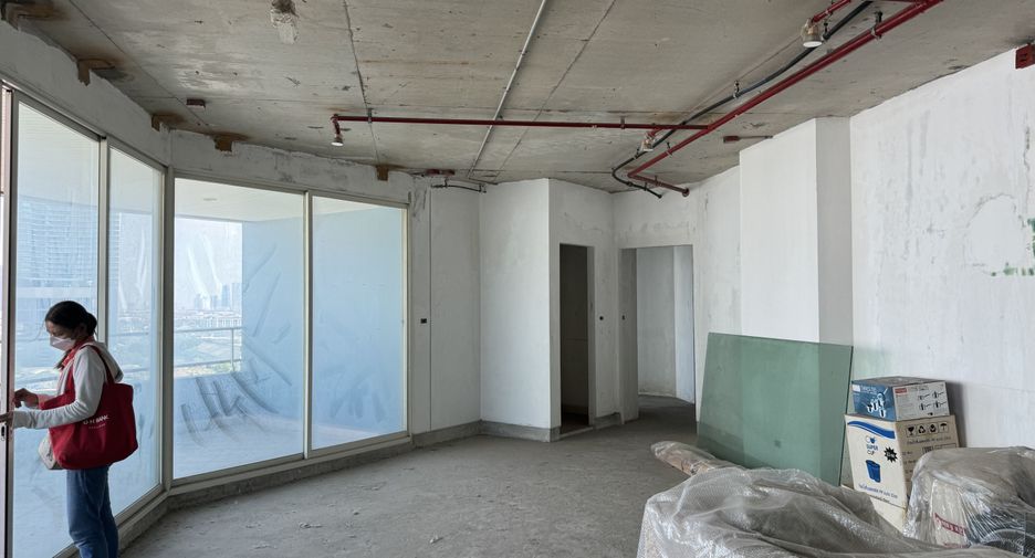For sale 4 bedrooms condo in Bang Kho Laem, Bangkok