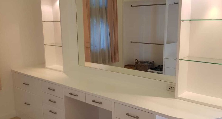 Casa en venta de 4 habitaciones en Mueang Chiang Rai, Chiang Rai