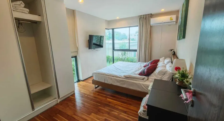For sale 1 bed condo in Mueang Phuket, Phuket