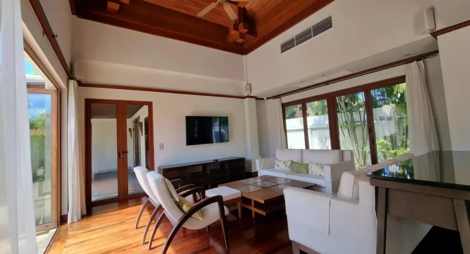 À louer 5 chambres villa à Thalang, Phuket
