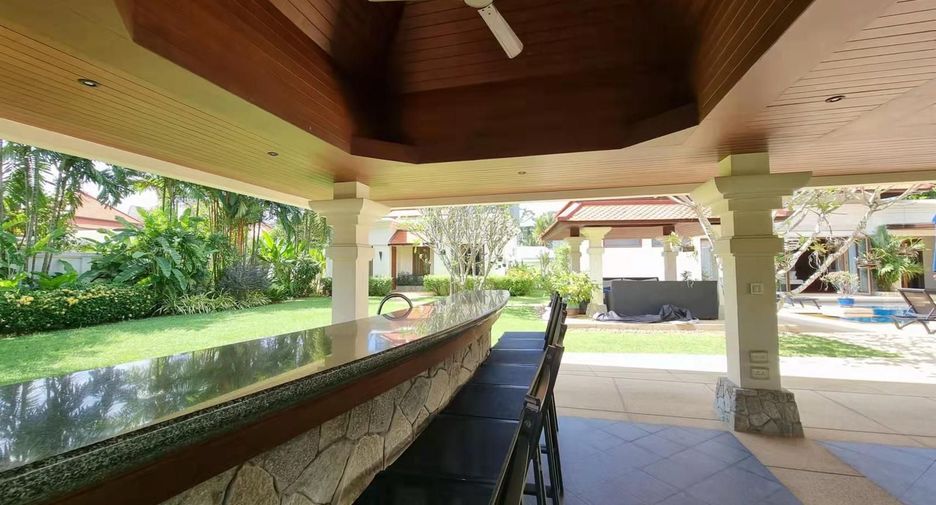 À louer 5 chambres villa à Thalang, Phuket