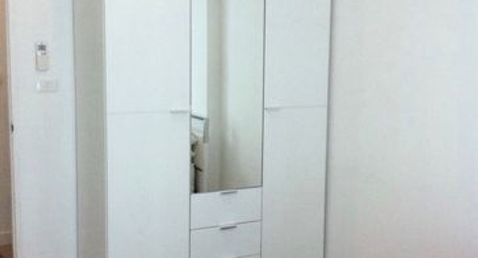 For sale 1 bed condo in Phaya Thai, Bangkok
